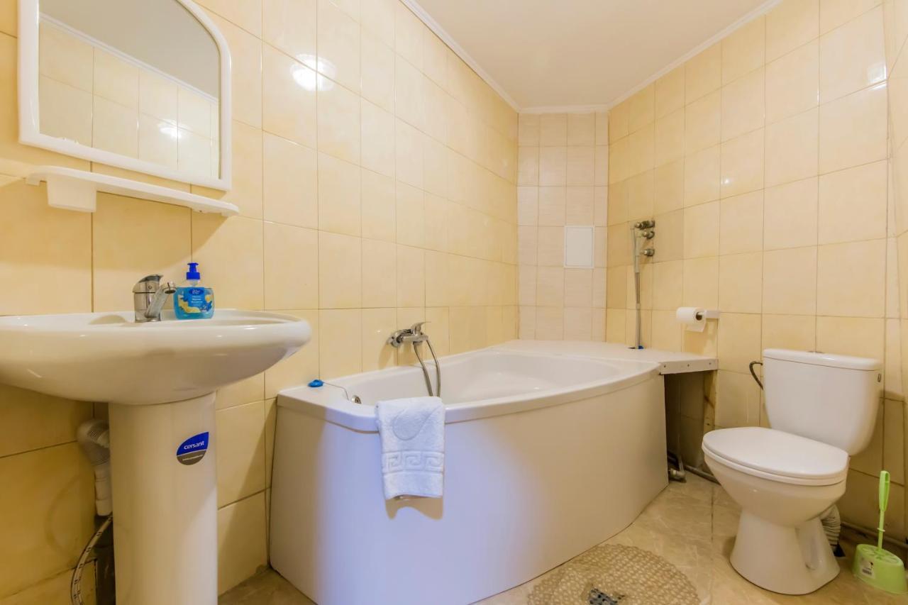 Комфортный Номер В Уютном Апарт-Отеле Kyiv Exterior photo