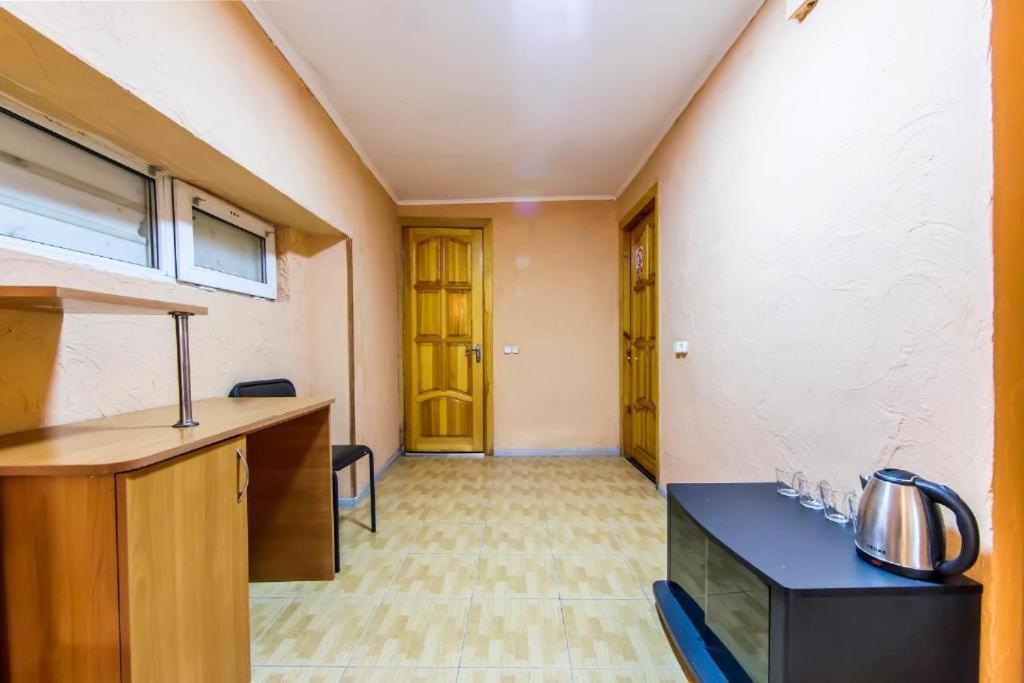 Комфортный Номер В Уютном Апарт-Отеле Kyiv Exterior photo